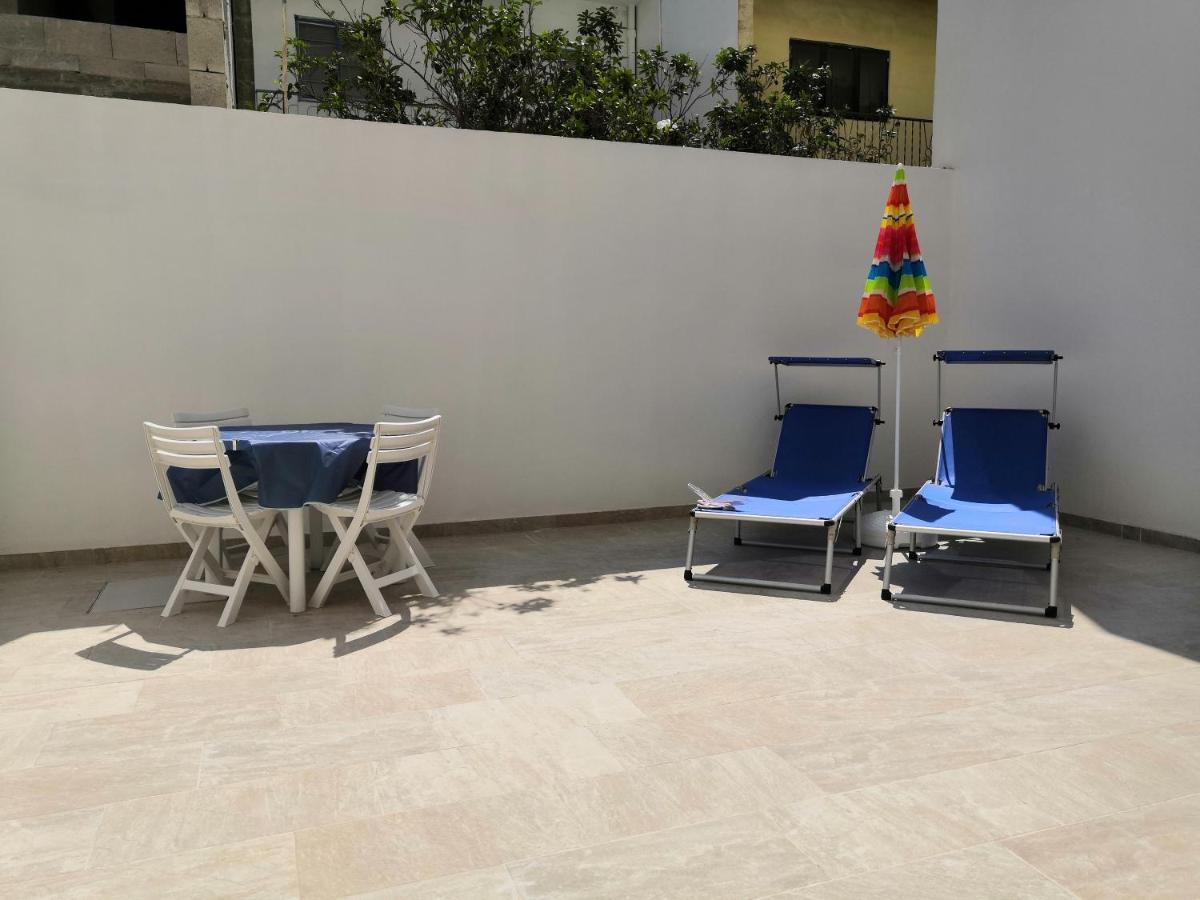 Modern Apartment With Large Outdoor Area - Sleeps 7, Close To Malta International Airport ลูอะ ภายนอก รูปภาพ